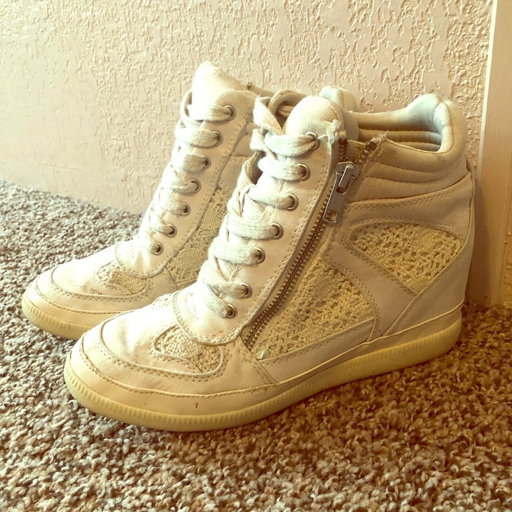 Sneaker Wedges Size 7